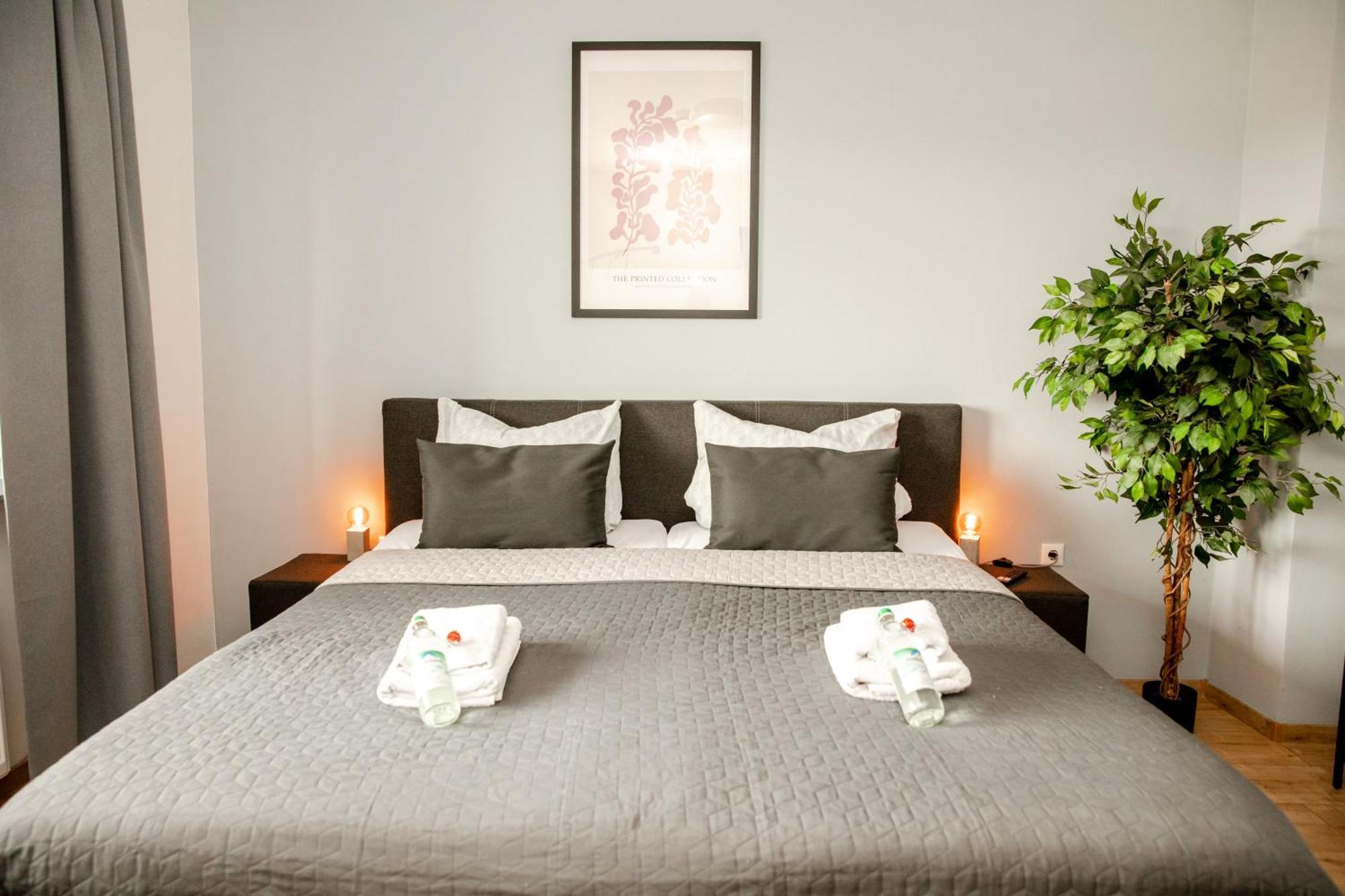 Juniorsuite-Apartment Weiden Weiden in der Oberpfalz Buitenkant foto